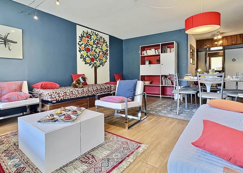 Rent in ski resort 2 room apartment sleeping corner 6 people - Résidence les Ducs de Savoie - Tignes - Living room