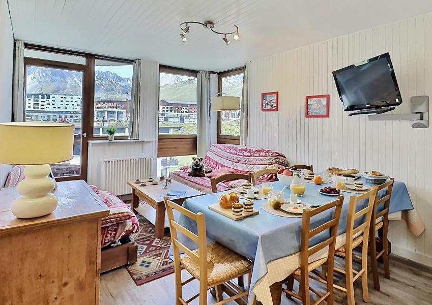 Rent in ski resort 4 room apartment 8 people - Résidence les Roches Rouges A ou B - Tignes - Living room