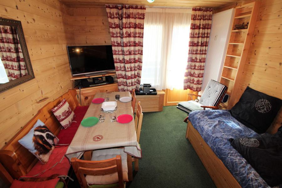 Аренда на лыжном курорте Квартира студия для 2 чел. (A2CL) - Résidence Les Tufs - Tignes - Банкетка выдвижная кровать