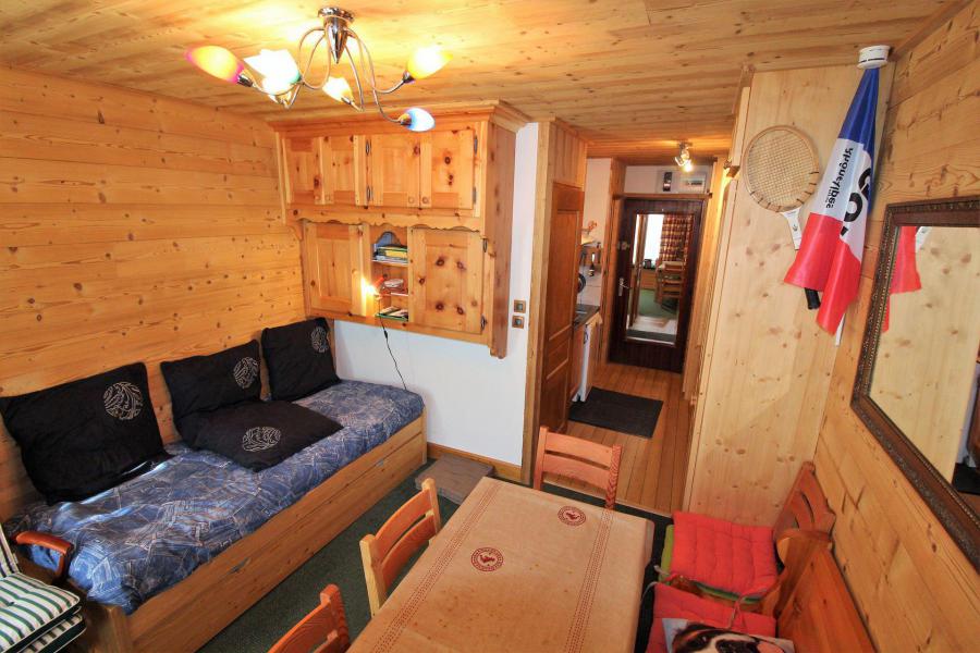 Аренда на лыжном курорте Квартира студия для 2 чел. (A2CL) - Résidence Les Tufs - Tignes - Диван кровать