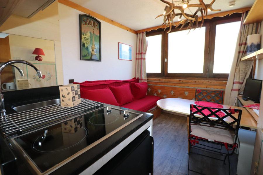 Rent in ski resort Studio 2 people (1112) - Résidence Palafour - Tignes - Living room