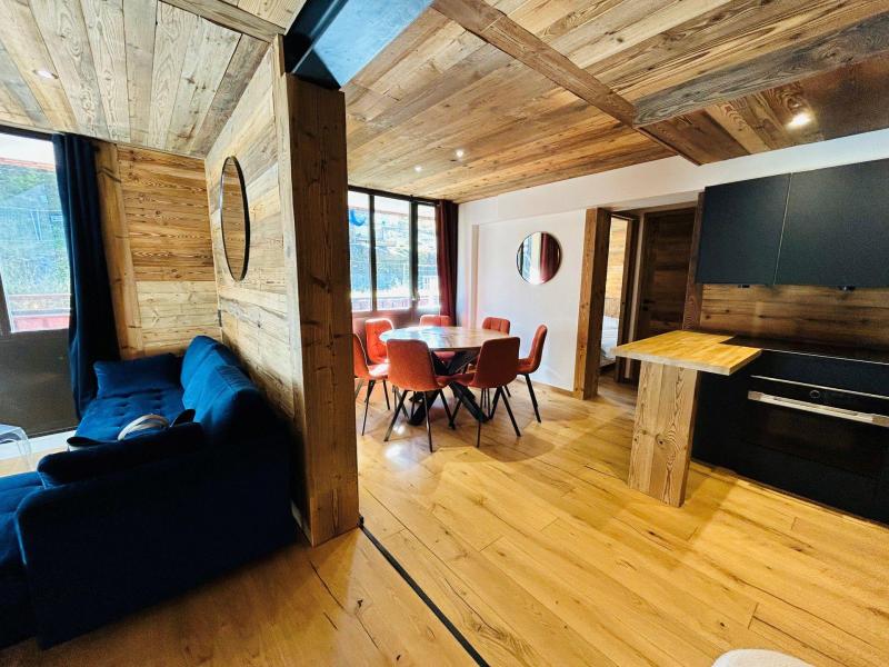 Ski verhuur Appartement 3 kabine kamers 8 personen (108) - Résidence Rond Point des Pistes A - Tignes - Woonkamer
