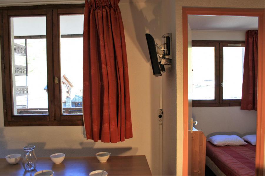 Ski verhuur Appartement 2 kabine kamers 6 personen (111CL) - Résidence Rond Point des Pistes - Tignes - Woonkamer