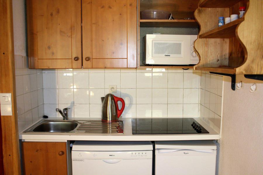 Location au ski Appartement 2 pièces cabine 6 personnes (111CL) - Résidence Rond Point des Pistes - Tignes - Kitchenette