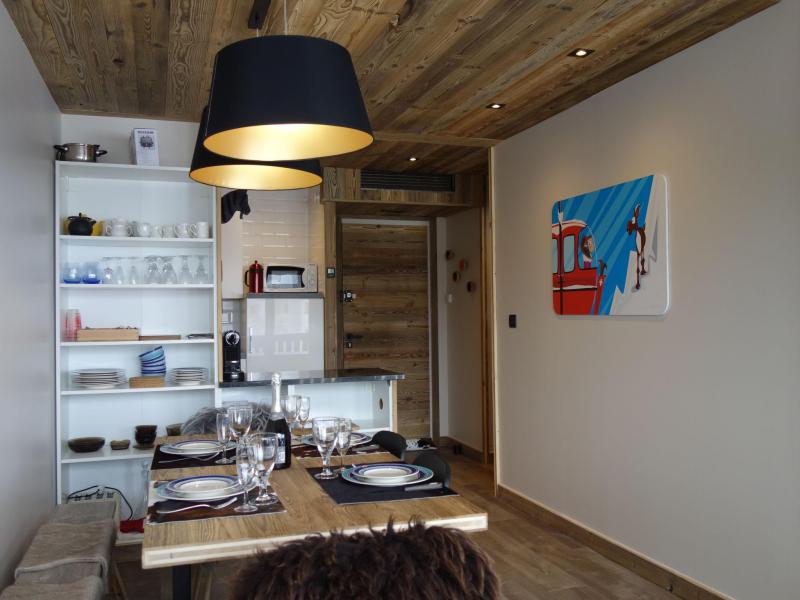 Rent in ski resort 3 room apartment 4 people (1) - Super Tignes - Tignes - Living room