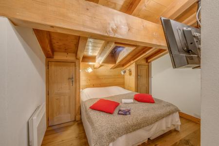 Rent in ski resort 7 room chalet 12 people (CH) - Chalet Aspen - Tignes - Bedroom