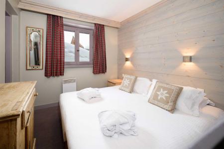 Rent in ski resort Chalet Isabelle - Tignes - Bedroom