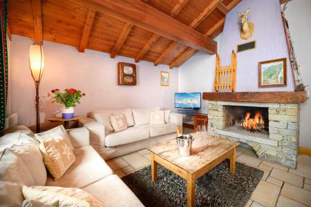 Rent in ski resort Chalet Isabelle - Tignes - Living room