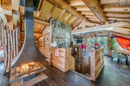 Rent in ski resort 9 room triplex chalet 15 people (CH) - Chalet Iseran - Tignes - Living room