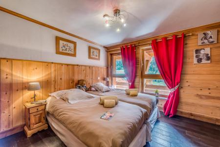 Rent in ski resort 9 room triplex chalet 16 people (CH) - Chalet Iseran - Tignes - Bedroom