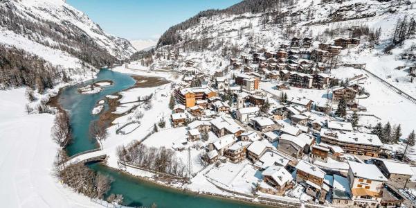 Rent in ski resort Chalet La Sachette - Tignes - Winter outside
