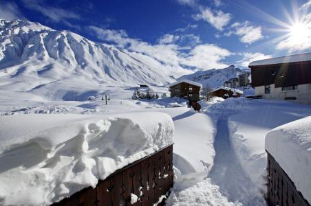Vacances en montagne Chalet Pré-Saint-Jacques - Tignes - Extérieur hiver