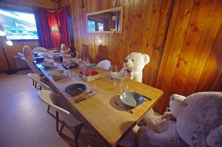 Rent in ski resort 8 room chalet 15 people (CH) - Chalet Pré-Saint-Jacques - Tignes - Living room