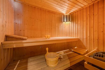 Rent in ski resort 7 room chalet 12 people (CH) - Chalet Whistler - Tignes - Sauna