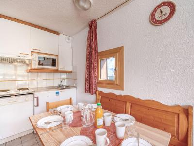 Ski verhuur Appartement 2 kamers 6 personen (7) - Home Club - Tignes - Woonkamer