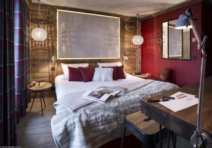 Rent in ski resort Hôtel Village Montana - Tignes - Double bed