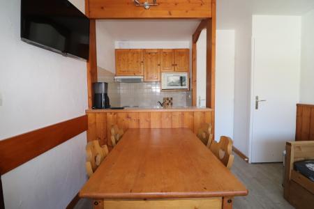 Rent in ski resort Studio sleeping corner 4 people (105) - La Résidence Home Club - Tignes - Living room