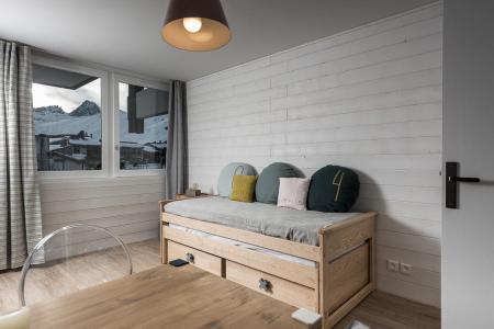 Rent in ski resort Studio sleeping corner 4 people (175) - La Résidence Home Club - Tignes - Living room
