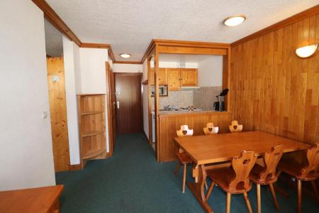 Ski verhuur Appartement 2 kamers bergnis 6 personen (38) - La Résidence la Tour du Lac - Tignes - Woonkamer