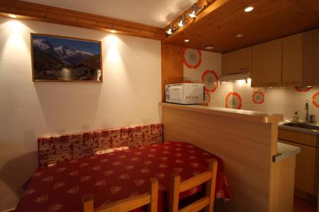 Ski verhuur Studio bergnis 4 personen (807CL) - La Résidence le Palafour - Tignes - Woonkamer