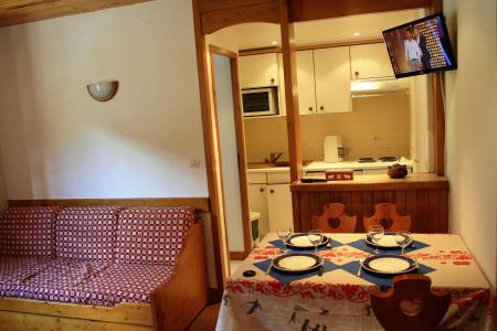 Rent in ski resort 2 room apartment 4 people (12BCL) - La Résidence le Shamrock - Tignes - Living room