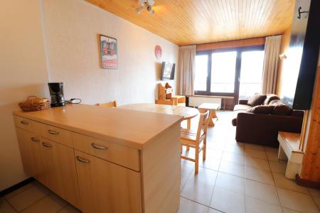 Rent in ski resort 2 room apartment sleeping corner 6 people (A10) - La Résidence les Tufs - Tignes - Living room