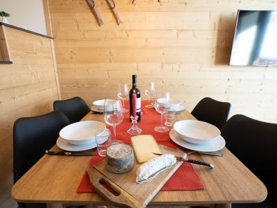 Ski verhuur Appartement 2 kamers 6 personen (33) - Le Curling B - Tignes - Woonkamer