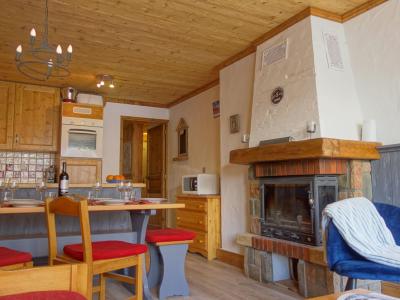 Ski verhuur Appartement 3 kamers 8 personen (5) - Le Grand Tichot A et B - Tignes - Woonkamer