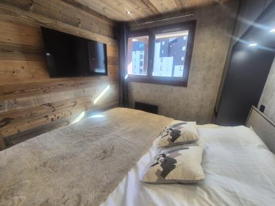 Skiverleih 2-Zimmer-Holzhütte für 4 Personen (1302) - Le Hameau du Borsat 1&2 - Tignes - Schlafzimmer