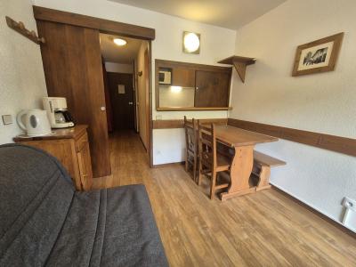 Rent in ski resort Studio 4 people (1110) - Le Hameau du Borsat 1&2 - Tignes - Living room