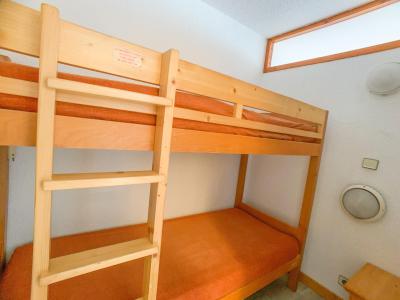 Skiverleih 2-Zimmer-Holzhütte für 6 Personen (3037) - Le Hameau du Borsat 3 - Tignes - Offener Schlafbereich