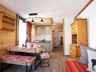 Ski verhuur Appartement 2 kamers 6 personen (12) - Le Prariond - Tignes - Woonkamer