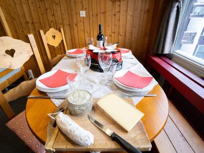 Skiverleih 1-Zimmer-Appartment für 4 Personen (2) - Le Sefcotel - Tignes - Wohnzimmer