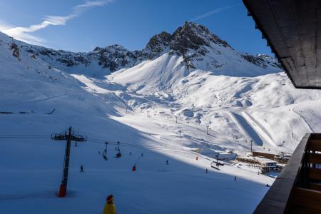 Rent in ski resort Studio sleeping corner 4 people (65) - Résidence Borsat - Tignes - Winter outside
