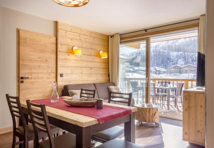 Ski verhuur Résidence Club MMV L'Altaviva - Tignes - Woonkamer