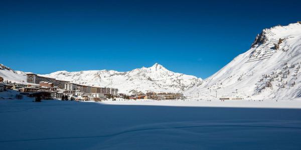 Rent in ski resort Résidence Combe Folle - Tignes - Winter outside