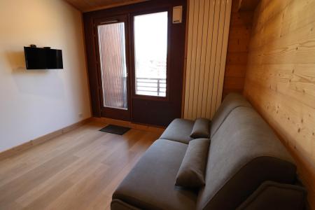 Rent in ski resort Studio mezzanine 4 people (100) - Résidence Curling B Tour - Tignes - Living room