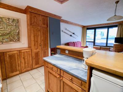 Rent in ski resort 3 room apartment cabin 9 people (A2-5) - Résidence Grand Tichot A - Tignes - Living room