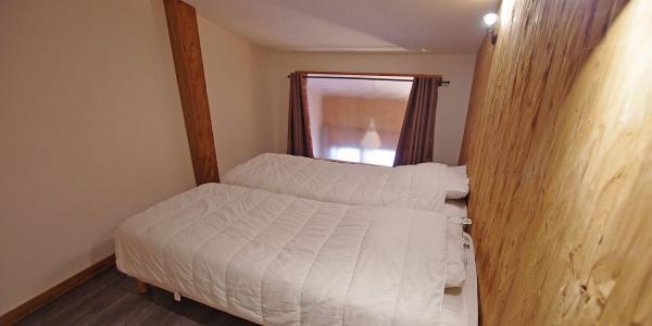 Skiverleih 4 Zimmer Maisonettewohnung für 8 Personen (B2-34 P) - Résidence Grand Tichot B - Tignes - Schlafzimmer