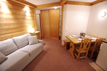 Rent in ski resort 2 room apartment 4 people (1215) - Résidence Hameau du Borsat - Tignes - Living room