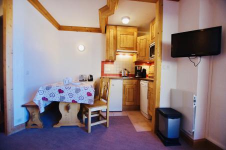 Rent in ski resort 2 room apartment 4 people (1215CL) - Résidence Hameau du Borsat - Tignes