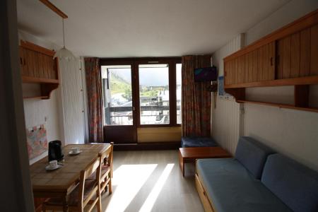 Rent in ski resort Studio sleeping corner 4 people (075CL) - Résidence Home Club 1 - Tignes