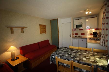 Skiverleih 2-Zimmer-Holzhütte für 6 Personen (168CL) - Résidence Home Club 2 - Tignes - Wohnzimmer