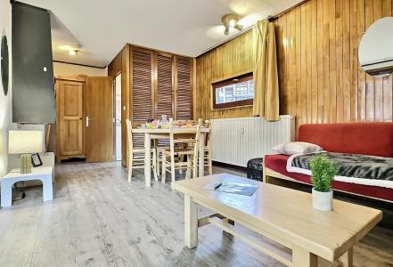 Rent in ski resort 2 room apartment sleeping corner 5 people (01) - Résidence le Grand Tichot B - Tignes - Living room