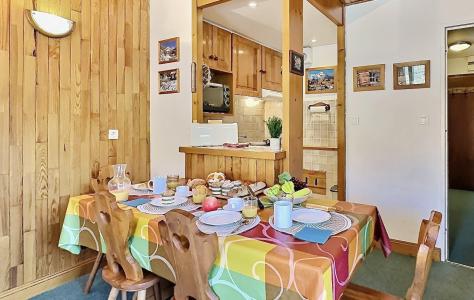 Rent in ski resort 2 room apartment 4 people (004) - Résidence le Savoy - Tignes - Kitchen