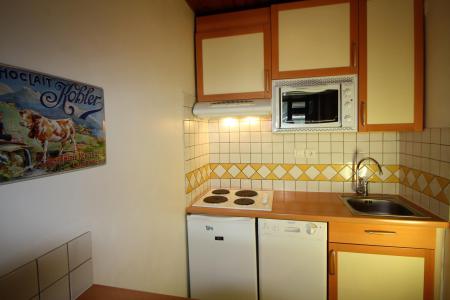 Rent in ski resort 2 room apartment 4 people (A6CL) - Résidence les Roches Rouges A - Tignes