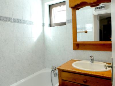 Rent in ski resort 2 room apartment sleeping corner 6 people (84) - Résidence les Tommeuses - Tignes - Bathroom