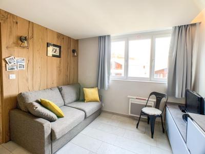 Rent in ski resort Studio cabin 4 people (67) - Résidence les Tommeuses - Tignes - Living room