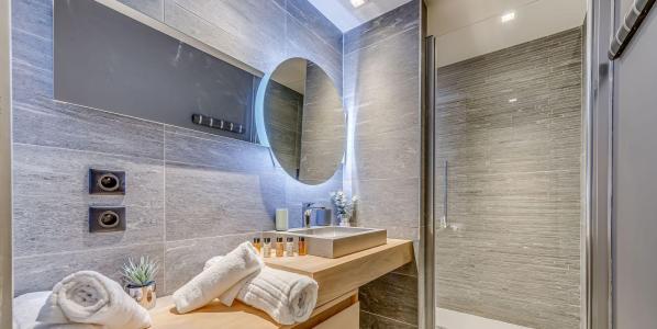 Soggiorno sugli sci Appartamento 2 stanze con cabina per 5 persone (103P) - Résidence Phoenix - Tignes - Bagno con doccia