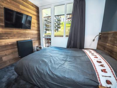 Rent in ski resort 3 room apartment cabin 6 people (113) - Résidence Rond Point des Pistes B - Tignes - Bedroom